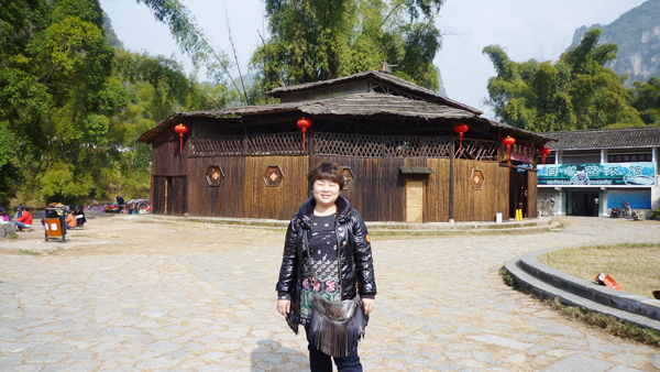 鄧基霞（市場(chǎng)部濟南地區經(jīng)理）